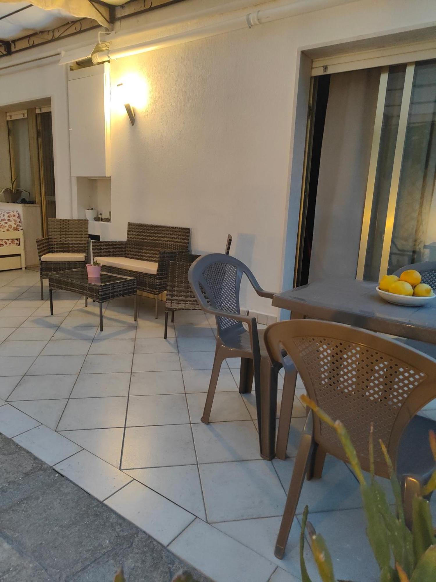 Alishome, Elegante Trilocale Con Vista Mare E Giardino * Sanremo