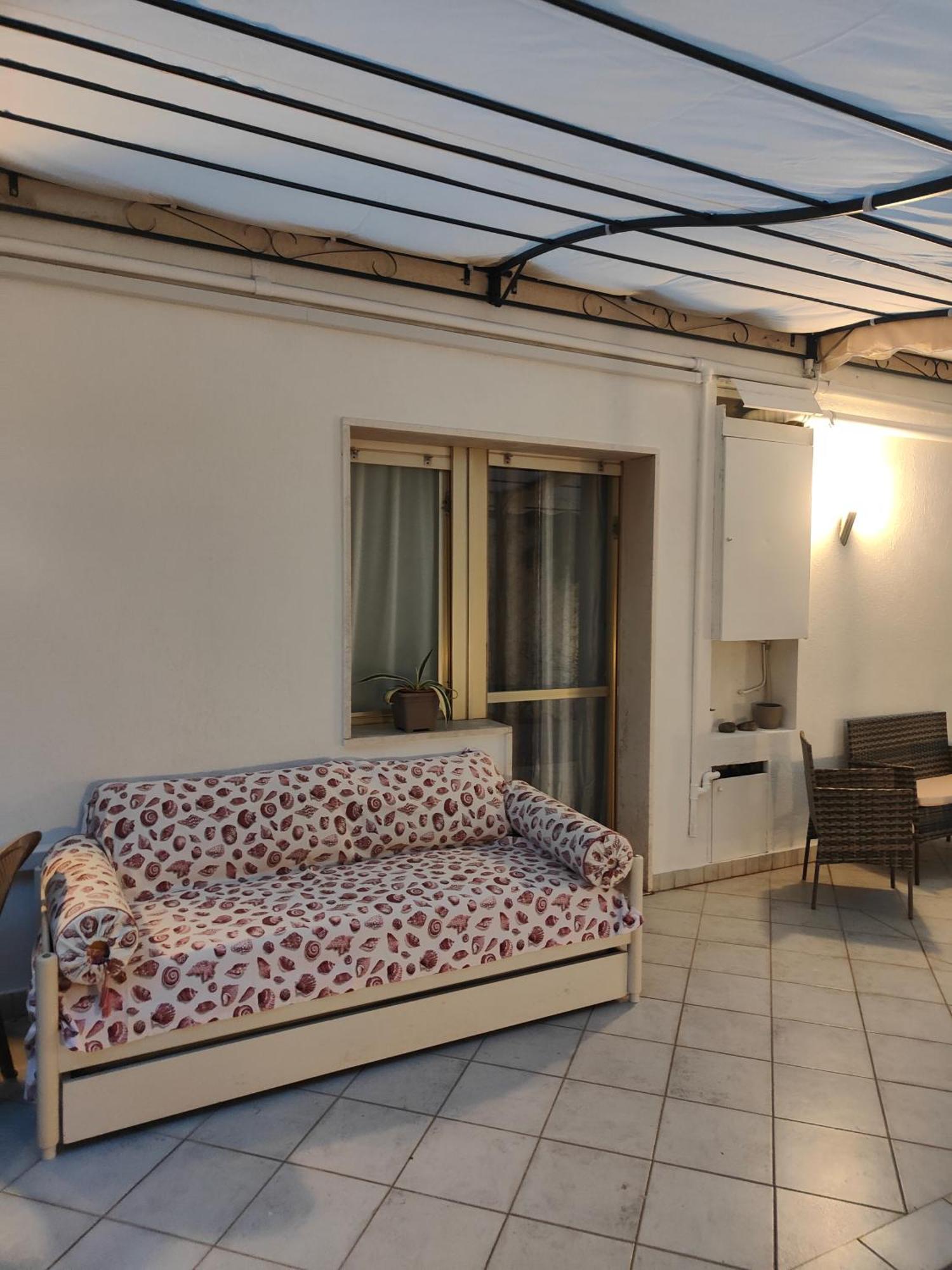 Apartment Alishome, Elegante Trilocale Con Vista Mare E Giardino