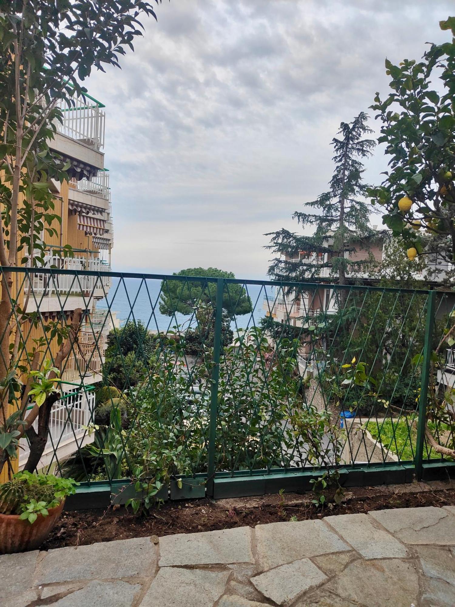 Alishome, Elegante Trilocale Con Vista Mare E Giardino Apartment Sanremo