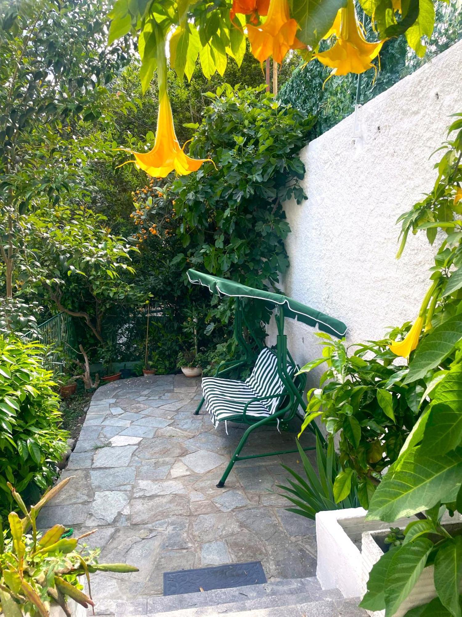 Alishome, Elegante Trilocale Con Vista Mare E Giardino * Sanremo